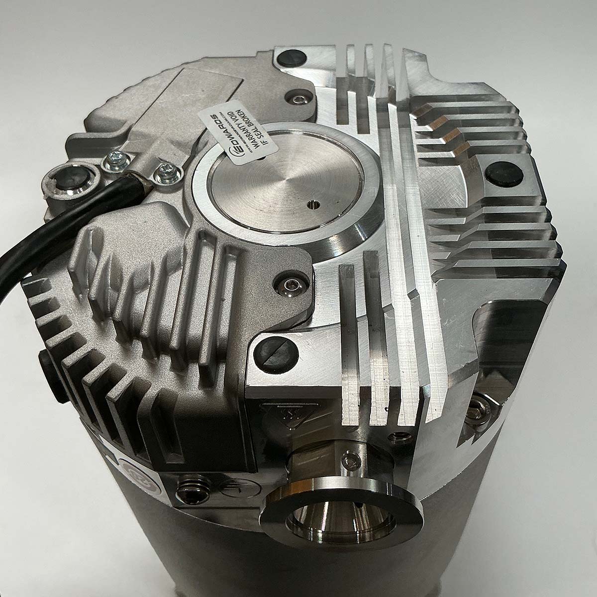EDWARDS テレギブ Edwards nEXT 200200D Turbomolecular Vacuum Pump - REBUILT